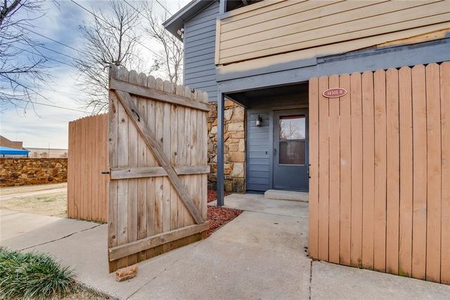 14305 N Pennsylvania Avenue 2H, Oklahoma City, OK 73134