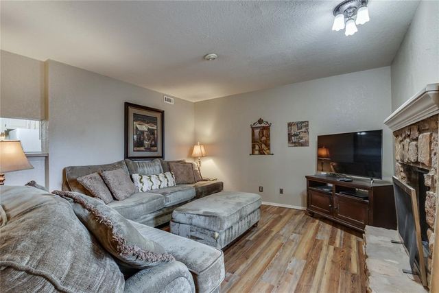 14305 N Pennsylvania Avenue 2H, Oklahoma City, OK 73134