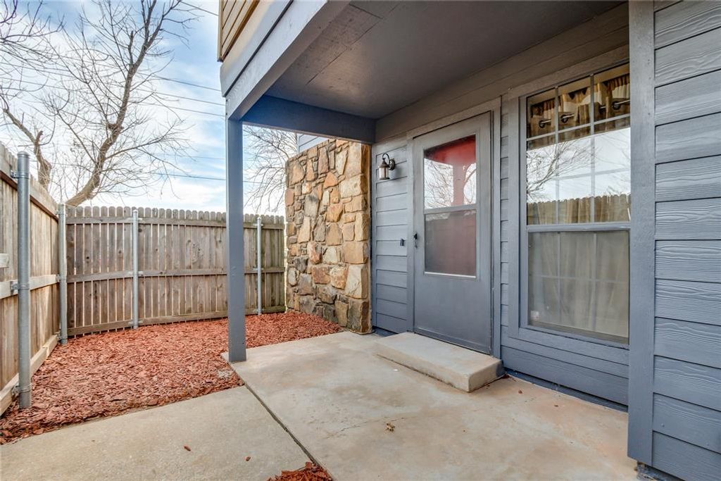 14305 N Pennsylvania Avenue 2H, Oklahoma City, OK 73134