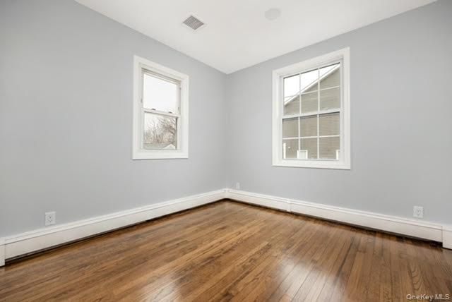 70 E Minerva Road, Lindenhurst, NY 11757