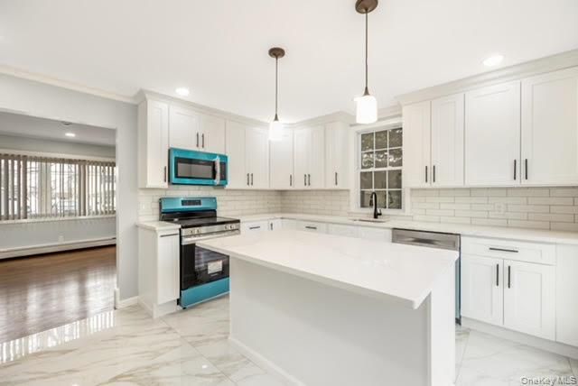 70 E Minerva Road, Lindenhurst, NY 11757