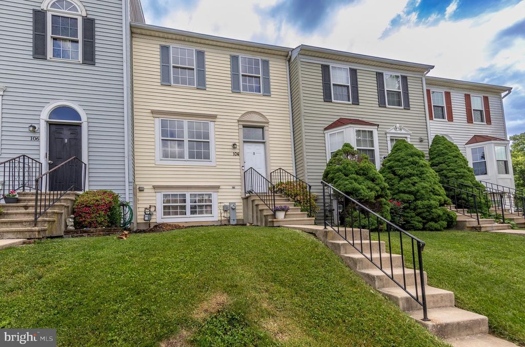 Image 2 of property listing at 104 REMINGTON CIR, Havre De Grace, MD 21078