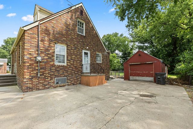 1608 Southlawn Drive, Des Moines, IA 50315