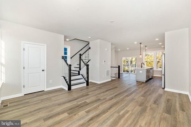 308A BAUGHMANS LN, Frederick, MD 21702