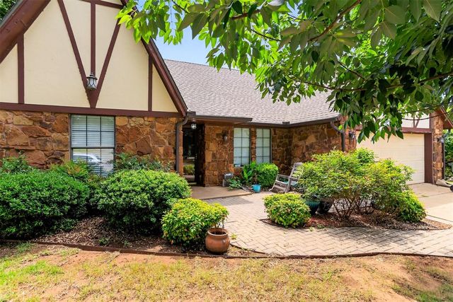 1707 Wheaton Drive, Norman, OK 73071