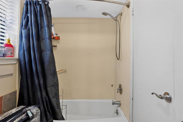1707 Wheaton Drive, Norman, OK 73071