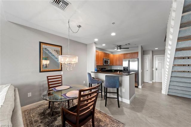2745 1st ST 106, Fort Myers, FL 33916