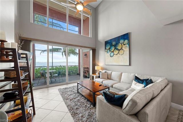 2745 1st ST 106, Fort Myers, FL 33916