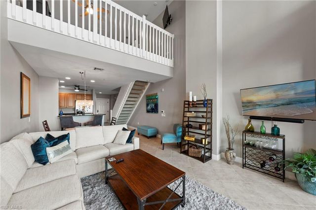 2745 1st ST 106, Fort Myers, FL 33916