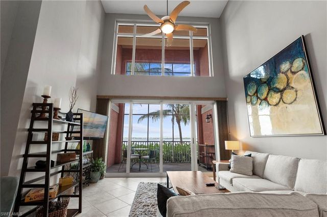 2745 1st ST 106, Fort Myers, FL 33916