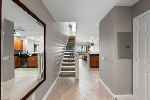 2745 1st ST 106, Fort Myers, FL 33916