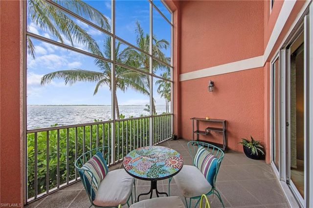 2745 1st ST 106, Fort Myers, FL 33916