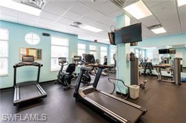 2745 1st ST 106, Fort Myers, FL 33916