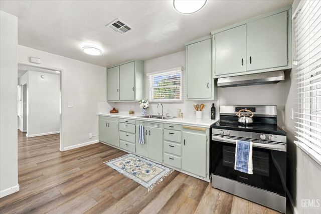 2419 Loma Linda Drive, Bakersfield, CA 93305