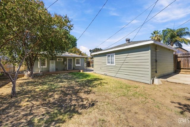 2419 Loma Linda Drive, Bakersfield, CA 93305