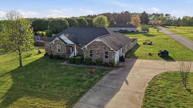 26050 Ashton Ln, Ardmore, TN 38449