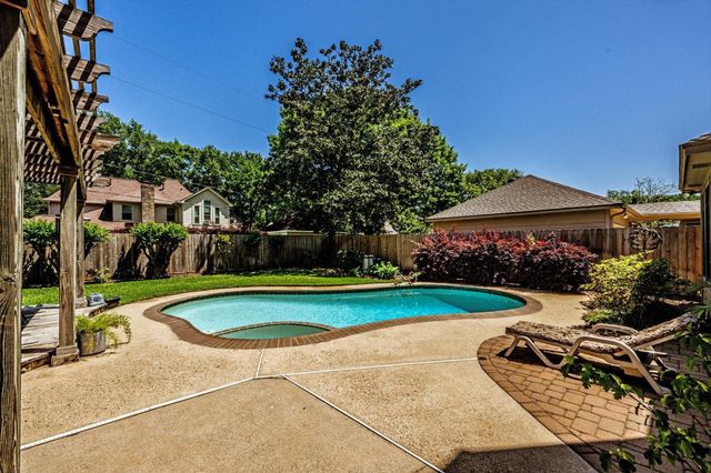 17718 Dove Tree Lane, Spring, TX 77379