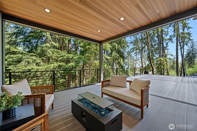 17720 SE 63rd Place, Bellevue, WA 98006