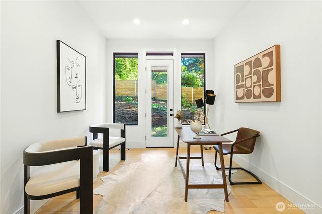 17720 SE 63rd Place, Bellevue, WA 98006
