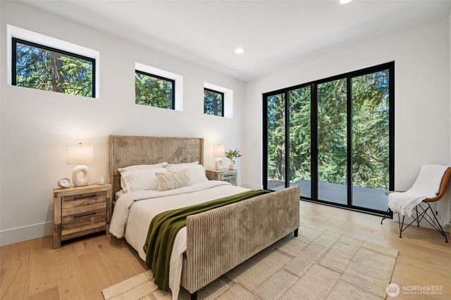 17720 SE 63rd Place, Bellevue, WA 98006