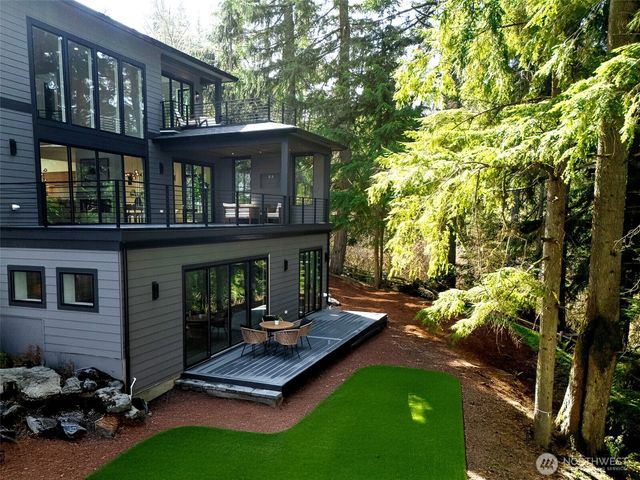 17720 SE 63rd Place, Bellevue, WA 98006