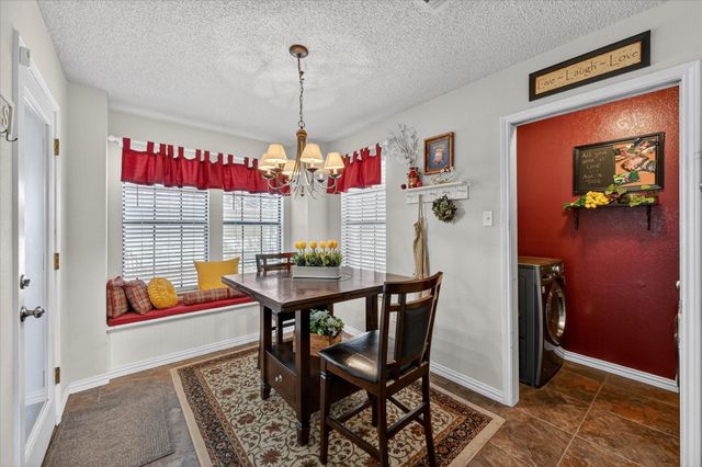 3909 Sunday Hill Drive, Arlington, TX 76016