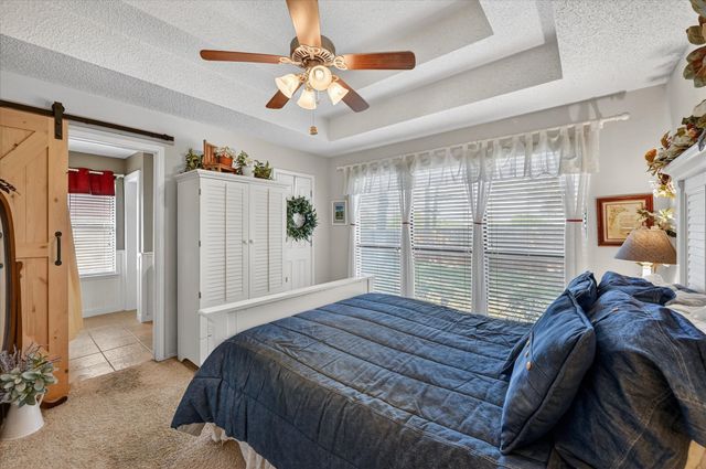 3909 Sunday Hill Drive, Arlington, TX 76016