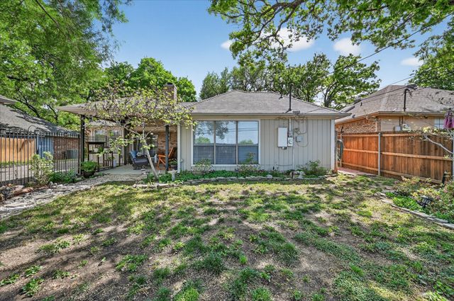 3909 Sunday Hill Drive, Arlington, TX 76016