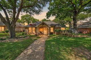 3909 Sunday Hill Drive, Arlington, TX 76016
