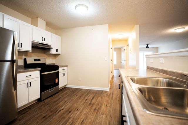 14959 Generation Avenue N, Hugo, MN 55038