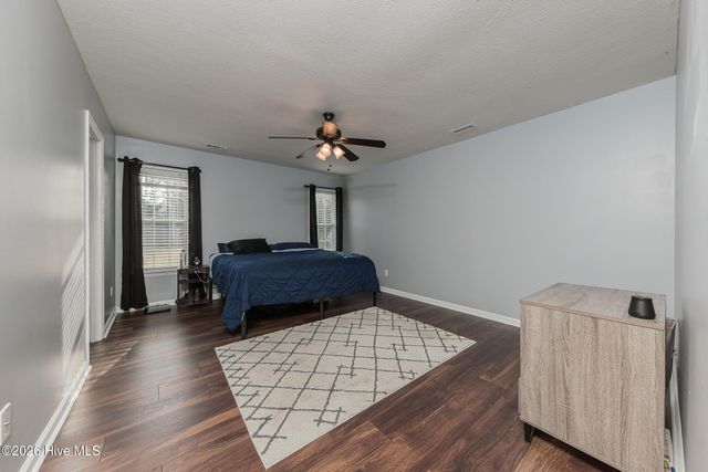 218 Deer Haven Drive, Richlands, NC 28574