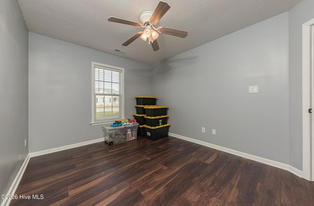 218 Deer Haven Drive, Richlands, NC 28574