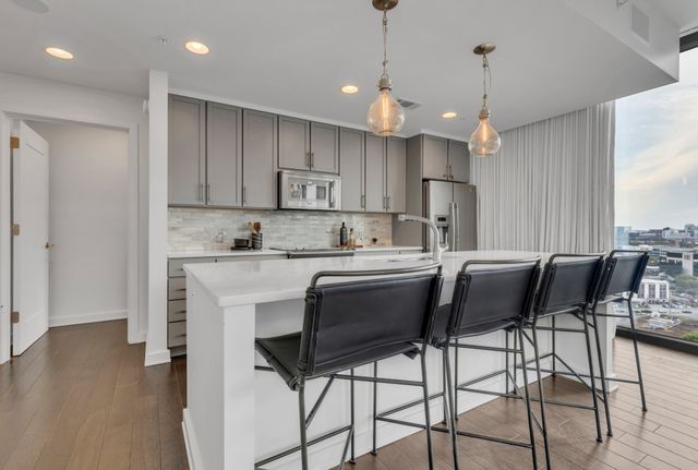 1212 Laurel St Apt 1815, Nashville, TN 37203