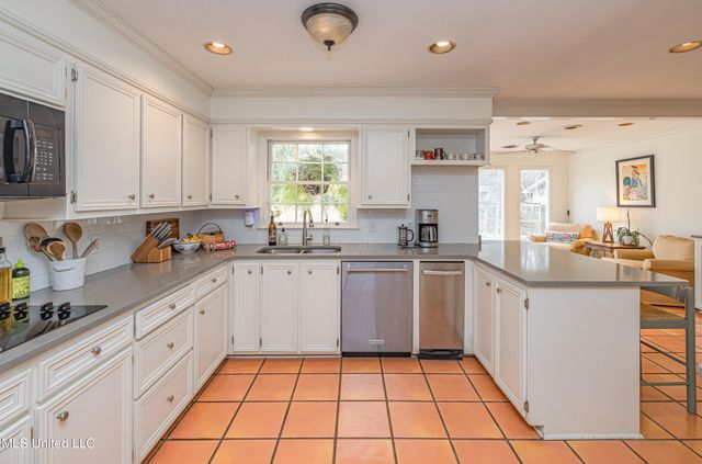 4115 Comanche Drive, Jackson, MS 39211