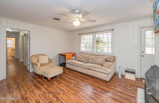 4115 Comanche Drive, Jackson, MS 39211