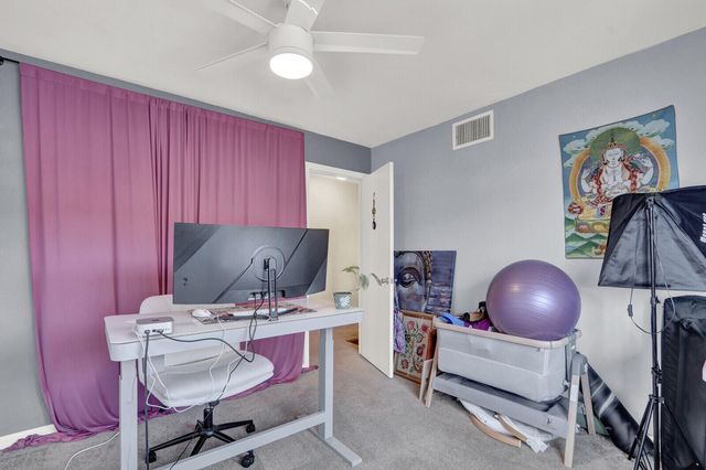 2116 Sherwood Forest Boulevard 28, West Palm Beach, FL 33415