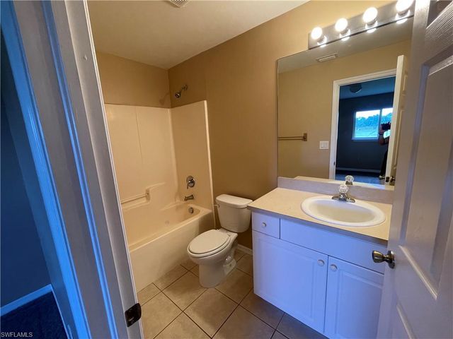 2519 Park RD, Lehigh Acres, FL 33971