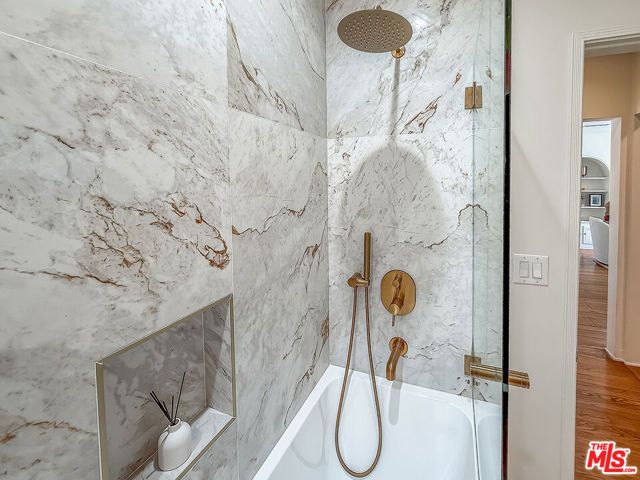 6248 Scenic Avenue, Los Angeles, CA 90068