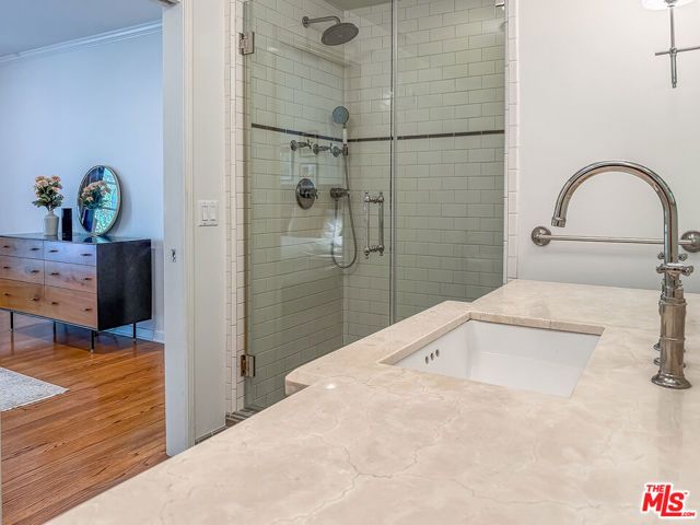6248 Scenic Avenue, Los Angeles, CA 90068