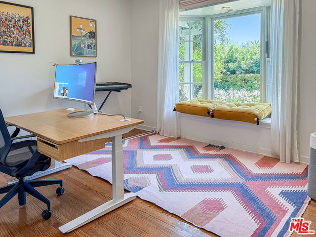 6248 Scenic Avenue, Los Angeles, CA 90068