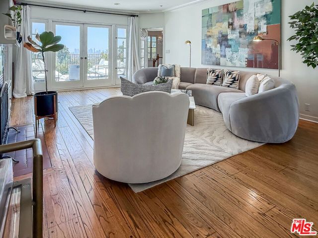 6248 Scenic Avenue, Los Angeles, CA 90068