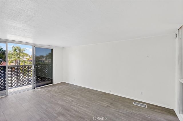 29532 Vacation, Canyon Lake, CA 92587