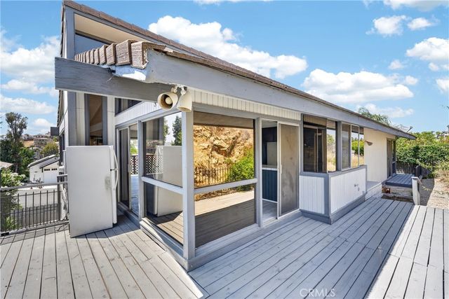 29532 Vacation, Canyon Lake, CA 92587