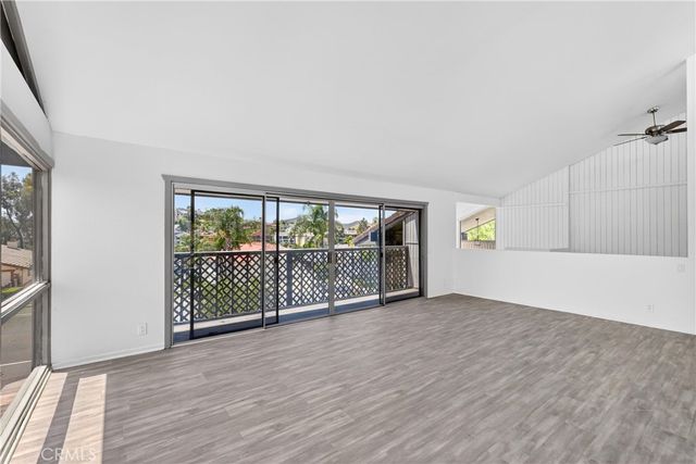 29532 Vacation, Canyon Lake, CA 92587