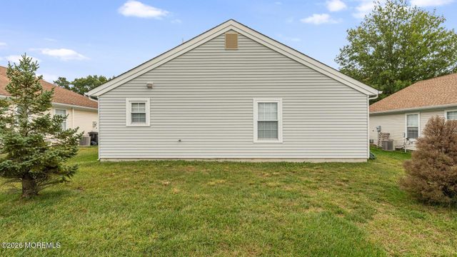 65 Pine Oak Boulevard, Barnegat, NJ 08005