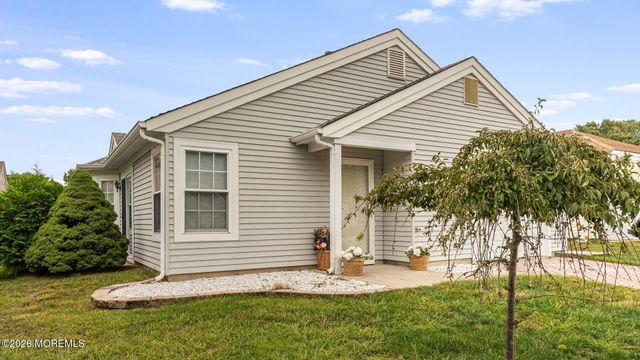 65 Pine Oak Boulevard, Barnegat, NJ 08005