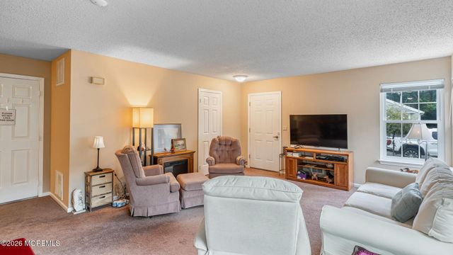 65 Pine Oak Boulevard, Barnegat, NJ 08005