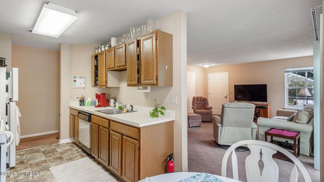 65 Pine Oak Boulevard, Barnegat, NJ 08005