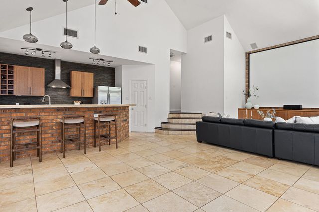 105 Bonnie Rose, Georgetown, TX 78633