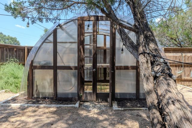 105 Bonnie Rose, Georgetown, TX 78633